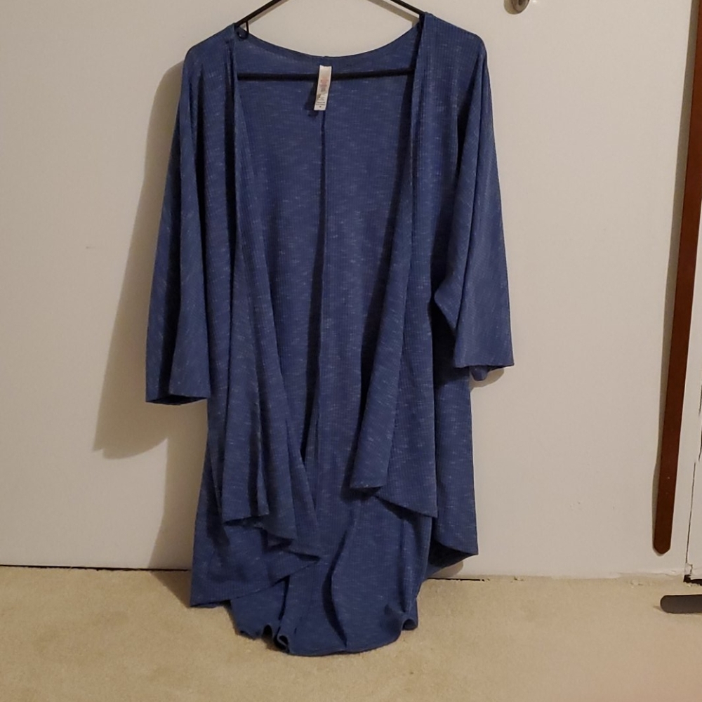 Lularoe shawl